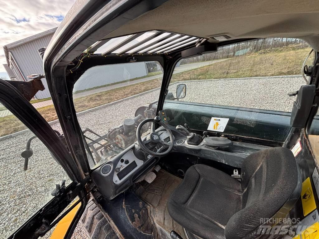 JCB JCB 520-40 텔러 핸들러
