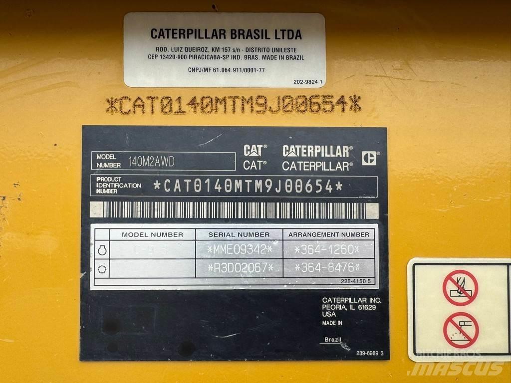 CAT 140M2 AWD 그레이더