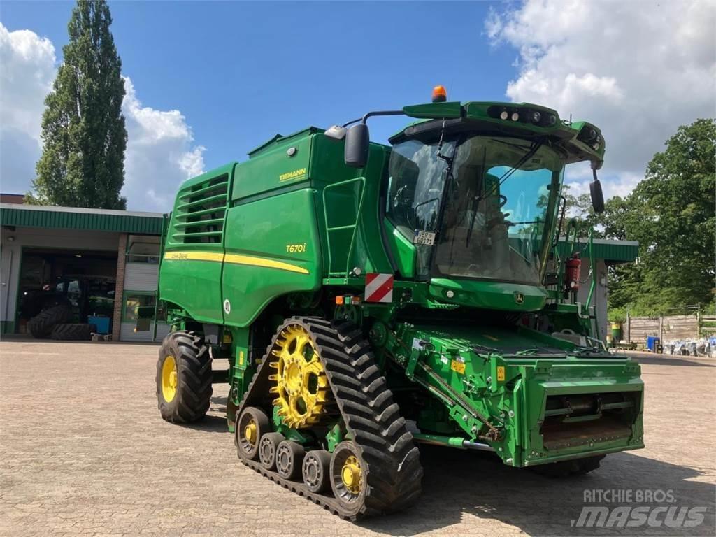 John Deere T670 콤바인 수확기