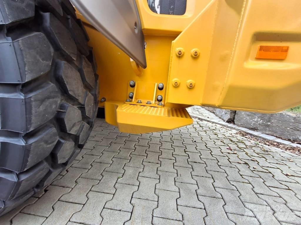 Volvo L 90 H2  휠로우더