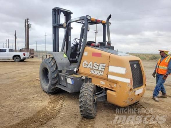 CASE 586H 험지용 트럭