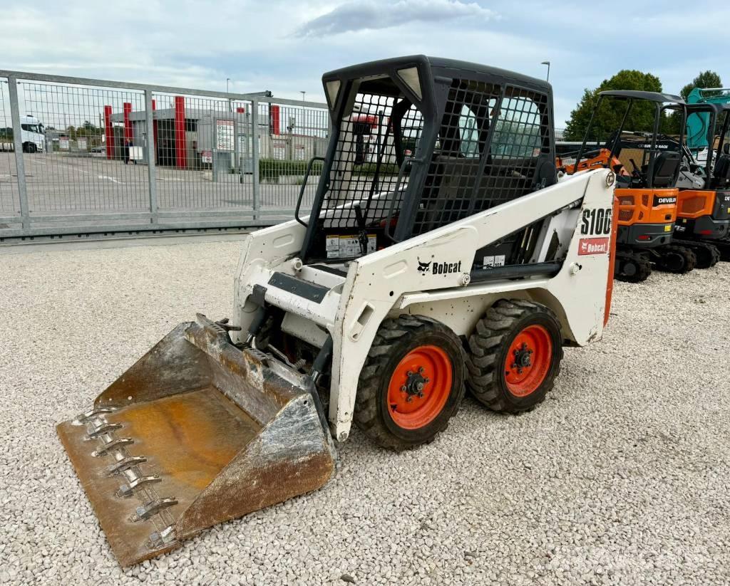 Bobcat S 100  스키드로더