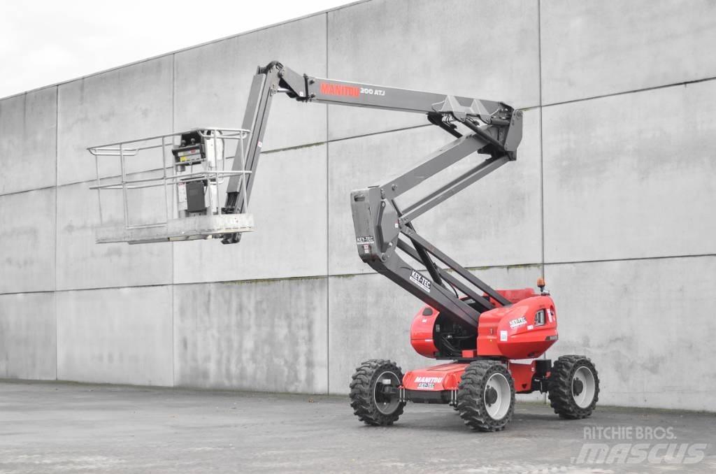 Manitou 200 ATJ 관절형 전동이동 리프트