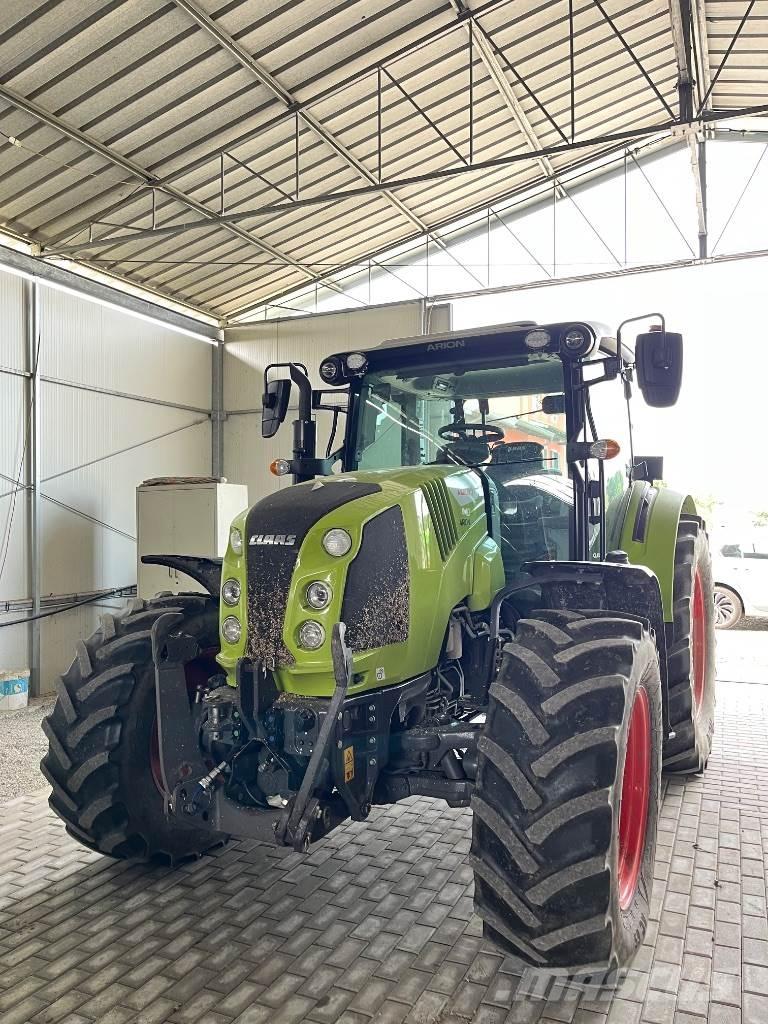 CLAAS Arion 440 트랙터