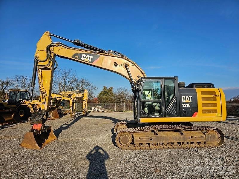 CAT 323 EL 대형 굴삭기 29톤 이상