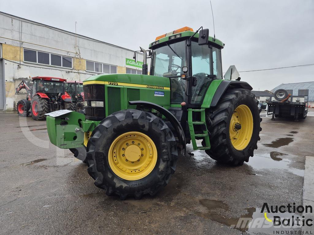John Deere 7710 트랙터