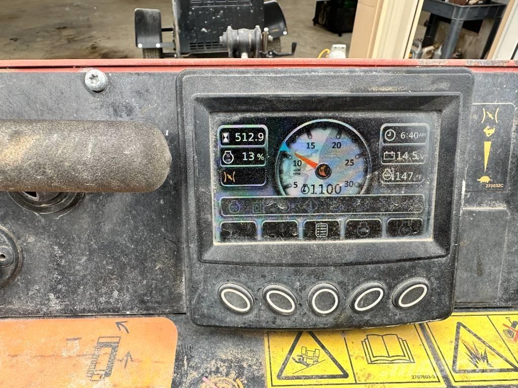 Ditch Witch SK 1050  스키드로더