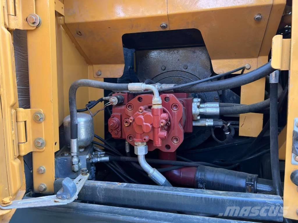 Hyundai R 150LC-9S 대형 굴삭기 29톤 이상