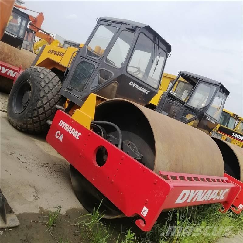 Dynapac CA 301 D 싱글 드럼 롤러