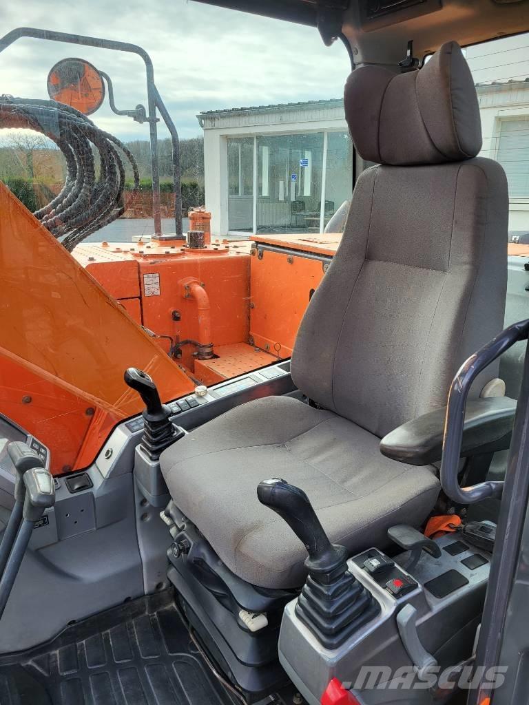 Doosan DX 140 LCR-3 대형 굴삭기 29톤 이상