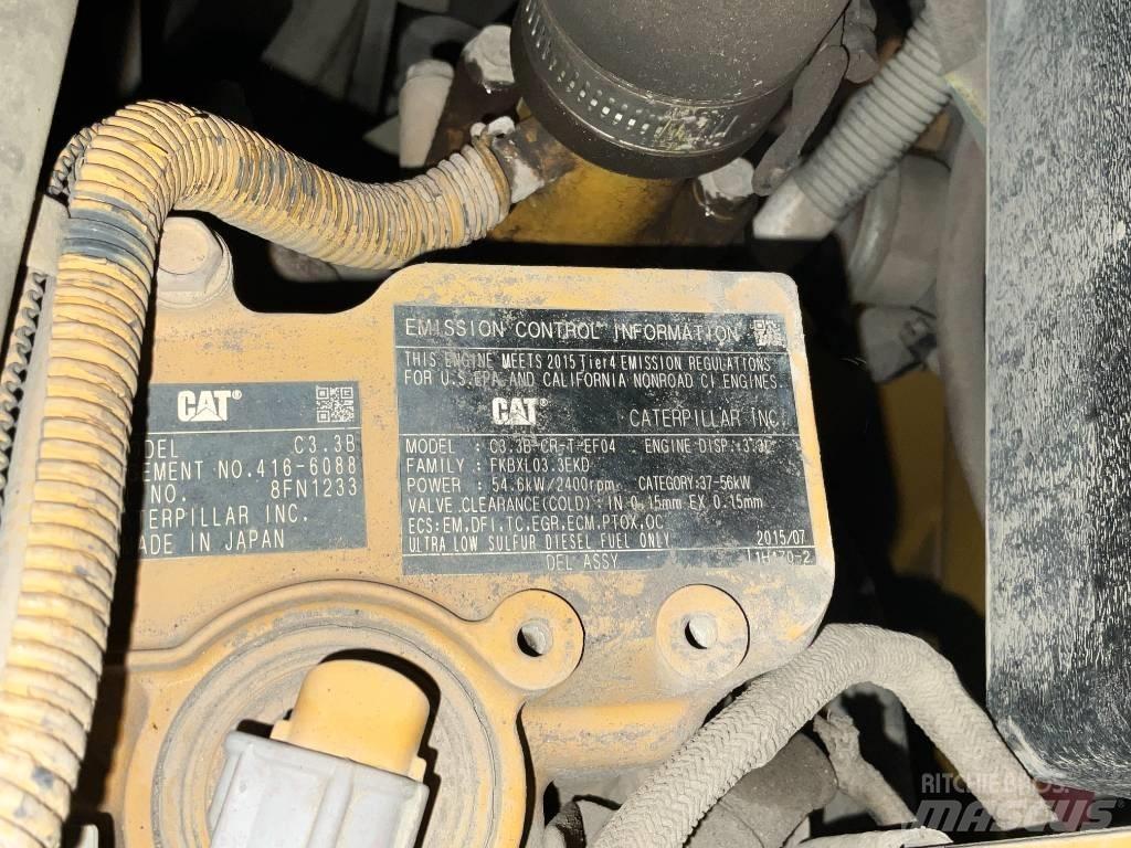 CAT 906 M  휠로우더