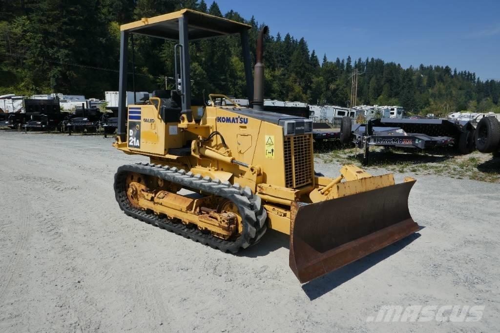 Komatsu D 21 A-8 크롤러 도저