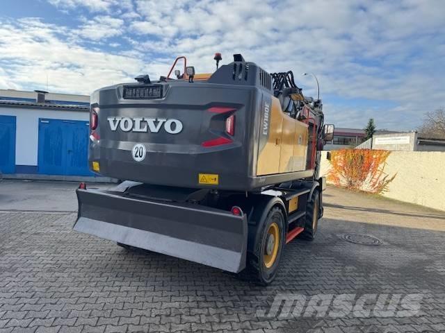 Volvo EW180E  휠 굴삭기