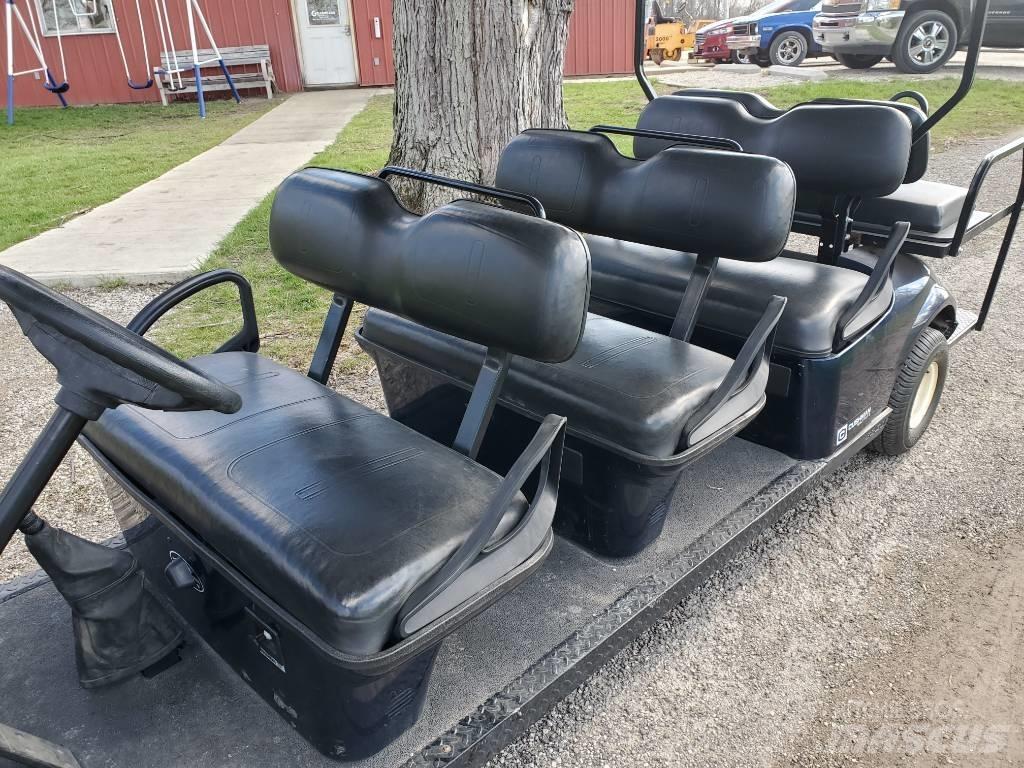 Cushman Shuttle 8 견인 트럭