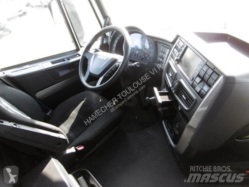 Iveco NP460 트랙터 유닛