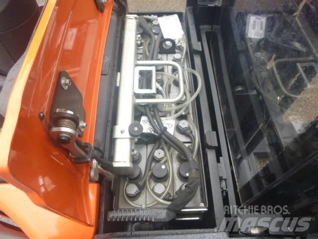 BT SPE 140L 포크리프트