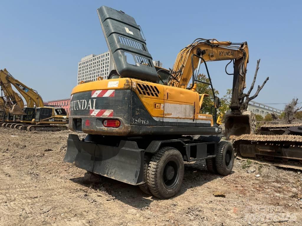 Hyundai R150W-9  휠 굴삭기
