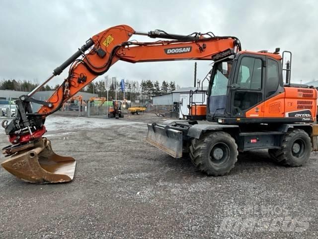 Doosan DX 170 W-5  휠 굴삭기