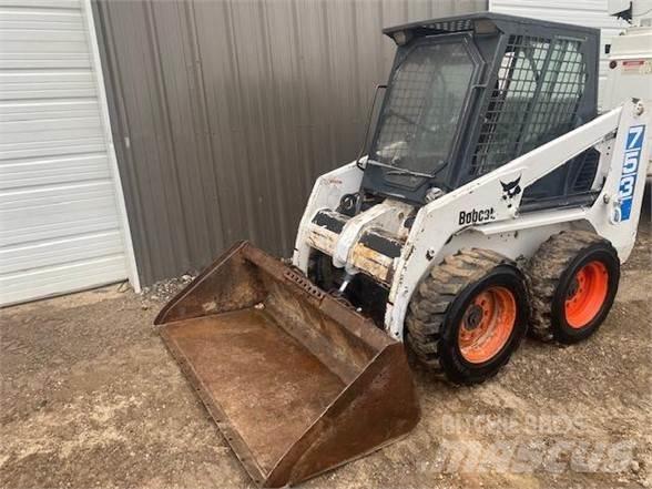 Bobcat 753  스키드로더