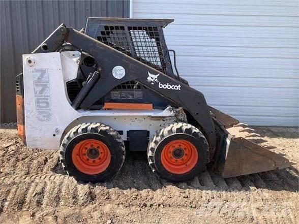 Bobcat 7753  스키드로더