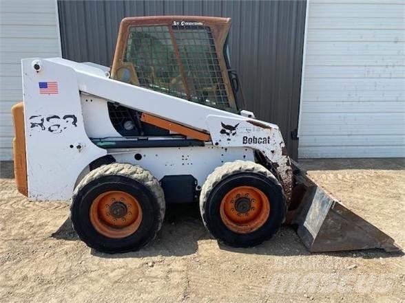 Bobcat 863  스키드로더