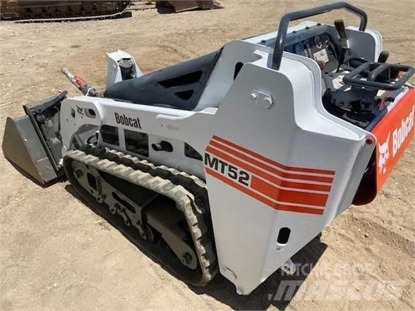 Bobcat MT52  스키드로더
