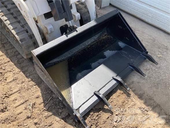 Bobcat MT55  스키드로더