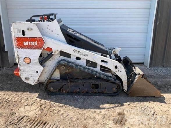 Bobcat MT85  스키드로더