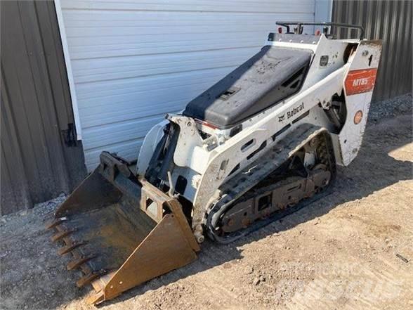 Bobcat MT85  스키드로더