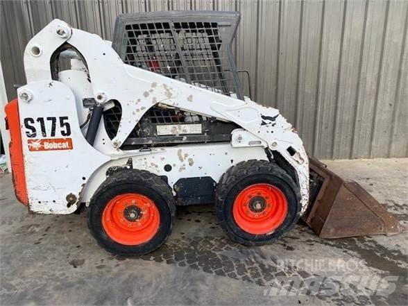 Bobcat S175  스키드로더