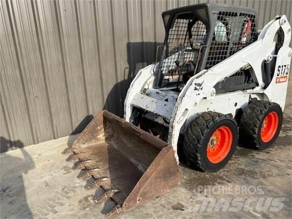 Bobcat S175  스키드로더
