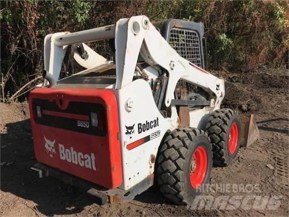 Bobcat S650  스키드로더