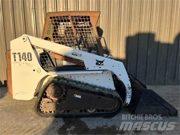 Bobcat T140  스키드로더