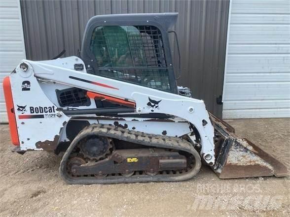 Bobcat T450  스키드로더