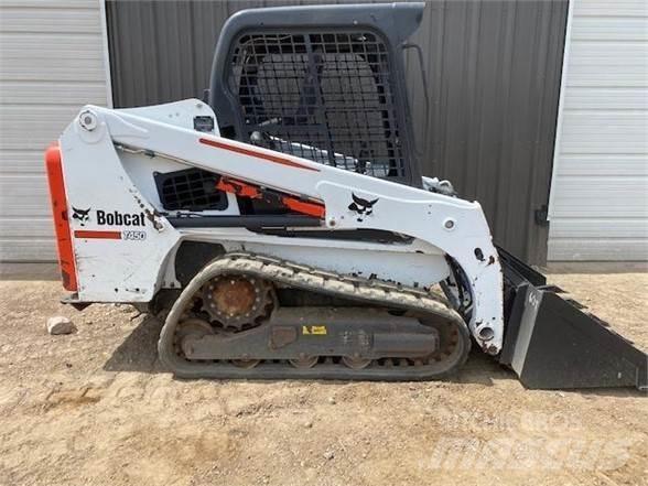 Bobcat T450  스키드로더