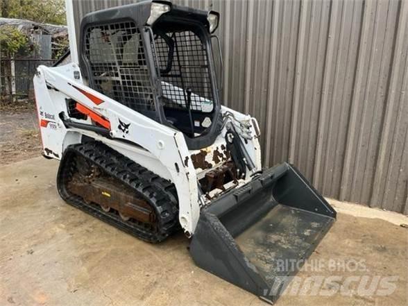 Bobcat T450  스키드로더