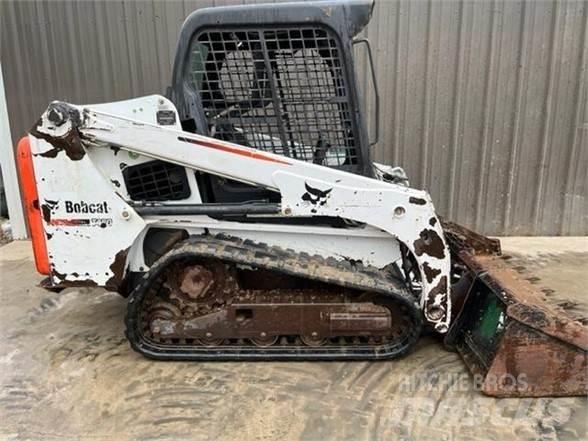Bobcat T450  스키드로더