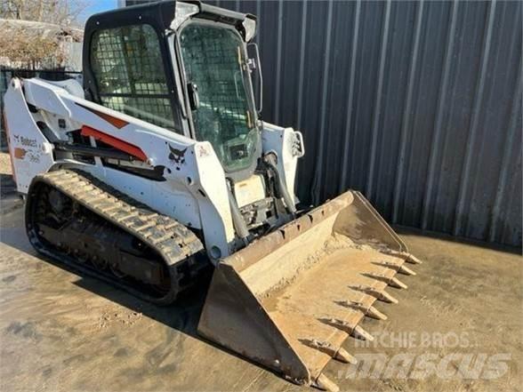 Bobcat T550  스키드로더