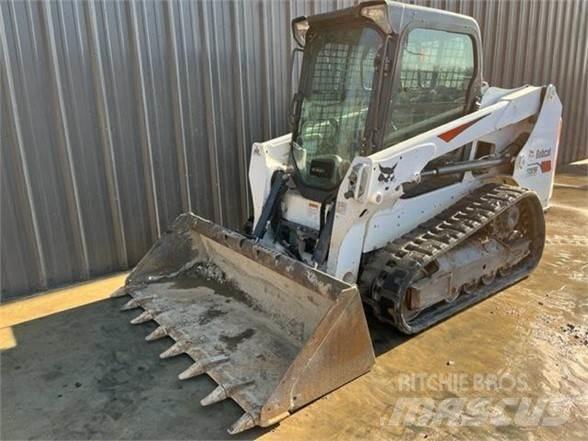 Bobcat T550  스키드로더