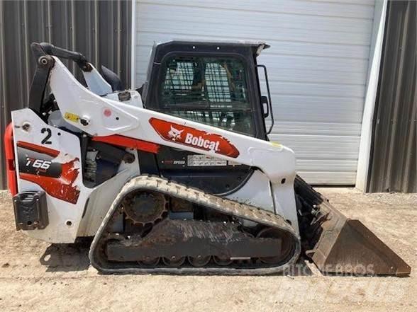 Bobcat T66  스키드로더