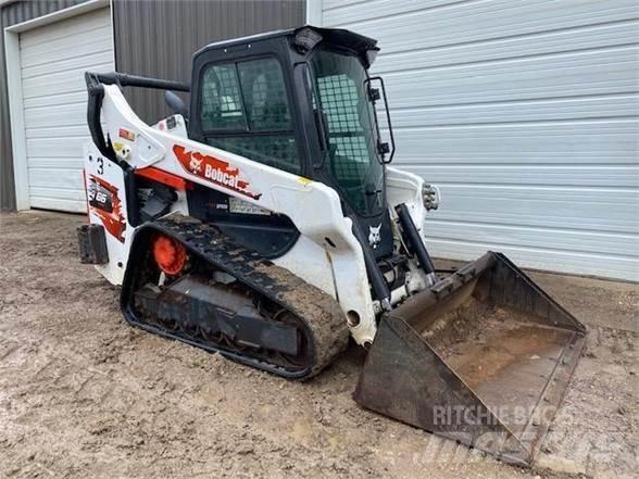 Bobcat T66  스키드로더