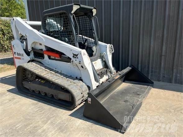 Bobcat T750  스키드로더