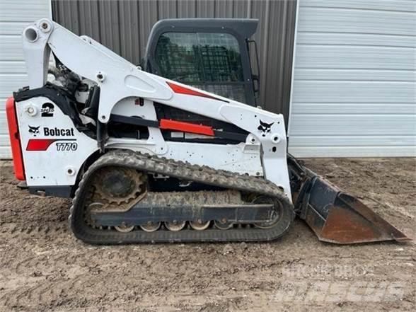Bobcat T770  스키드로더