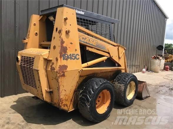 CASE 1845C  스키드로더