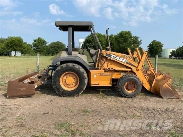 CASE 570M XT  휠로우더
