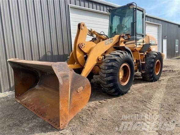 CASE 621D  휠로우더