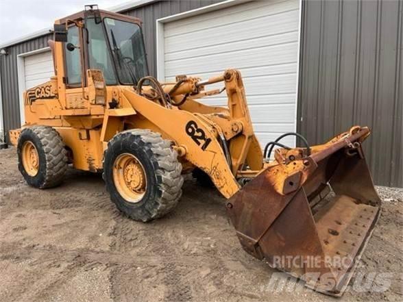 CASE 621ZF  휠로우더