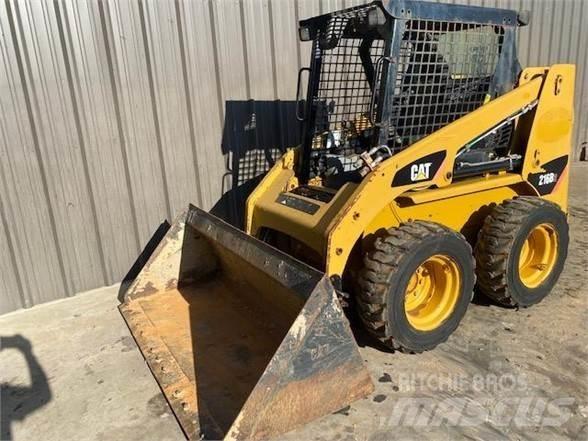 CAT 216B2  스키드로더