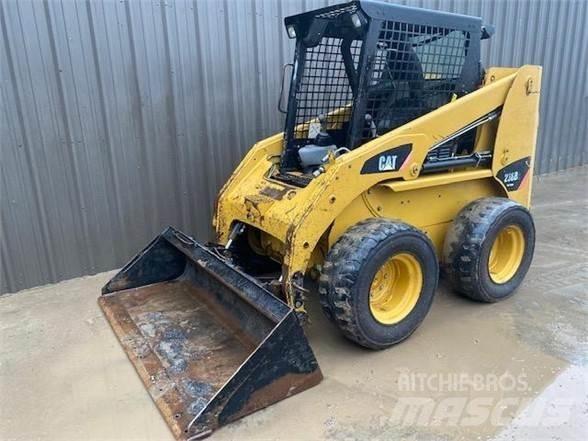 CAT 236B2  스키드로더