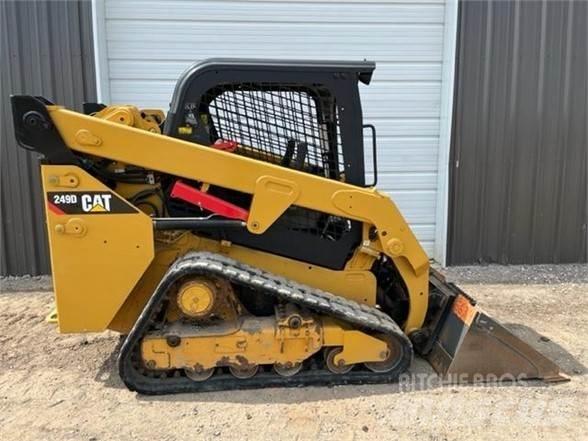 CAT 249D  스키드로더